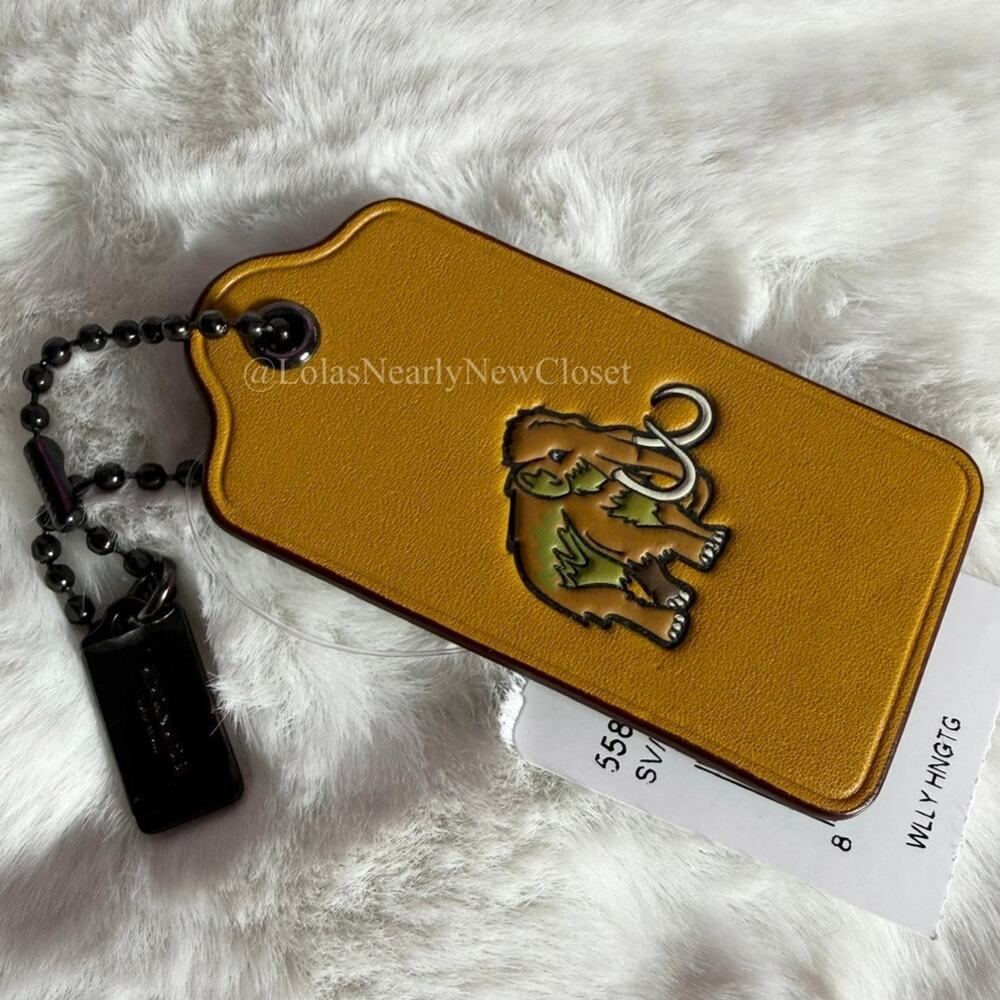 3" NWT COACH Wolly Mammoth Hangtag in Glove-tanned Leather Hang Tag Key Fob